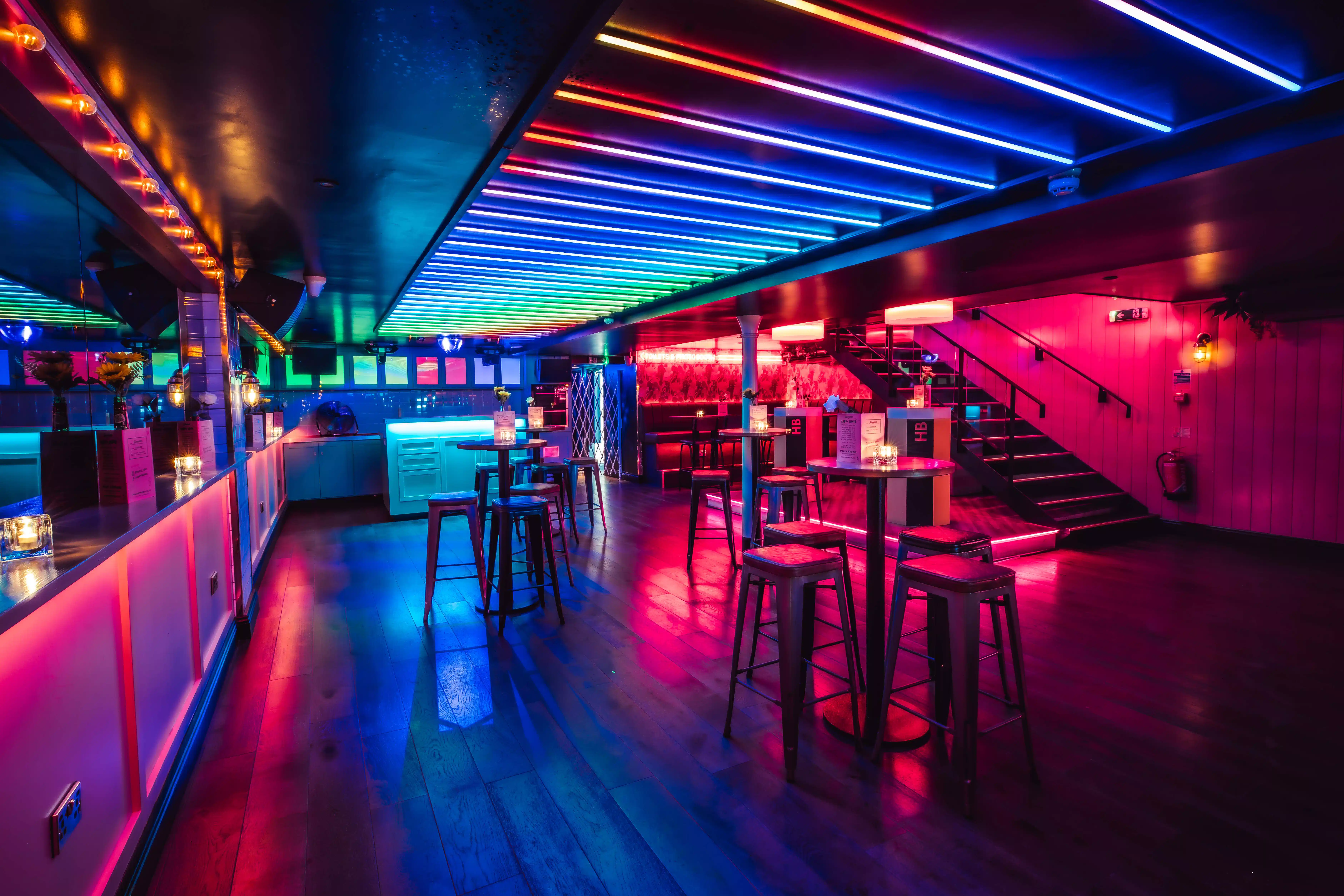 Simmons Bar | Shoreditch